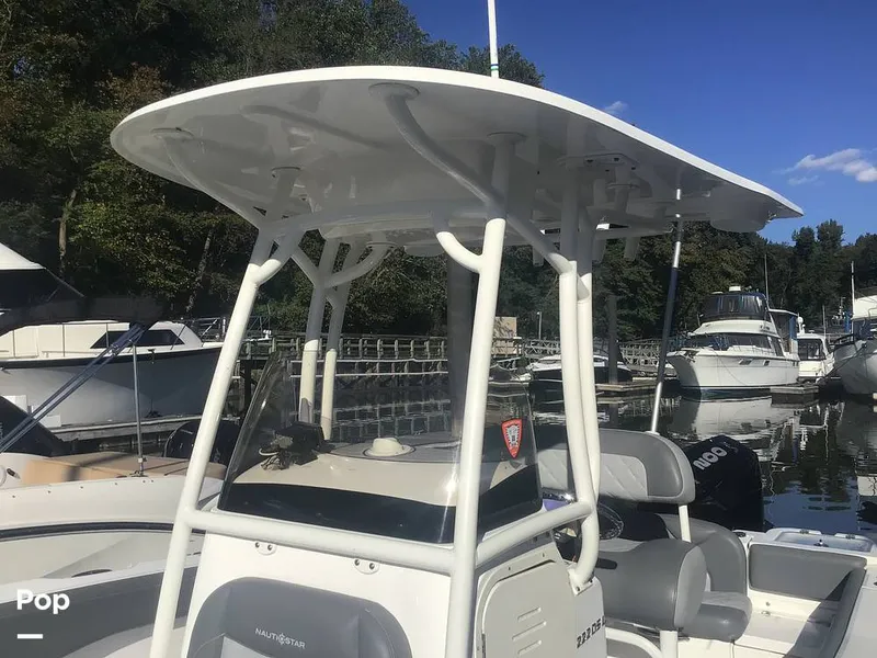 Slide: The Image of NauticStar 22L 2024 - 16810426