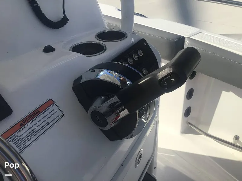 Slide: The Image of NauticStar 22L 2024 - 16810451