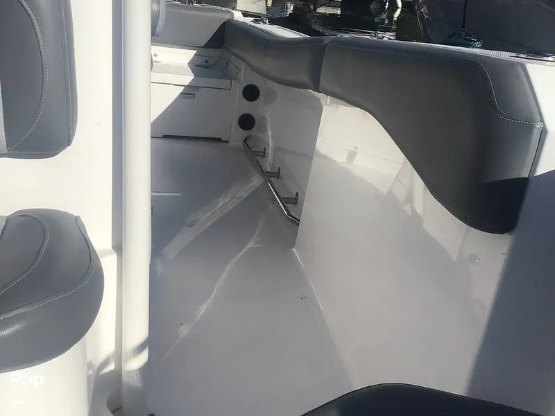 Slide: The Image of NauticStar 22L 2024 - 16810463