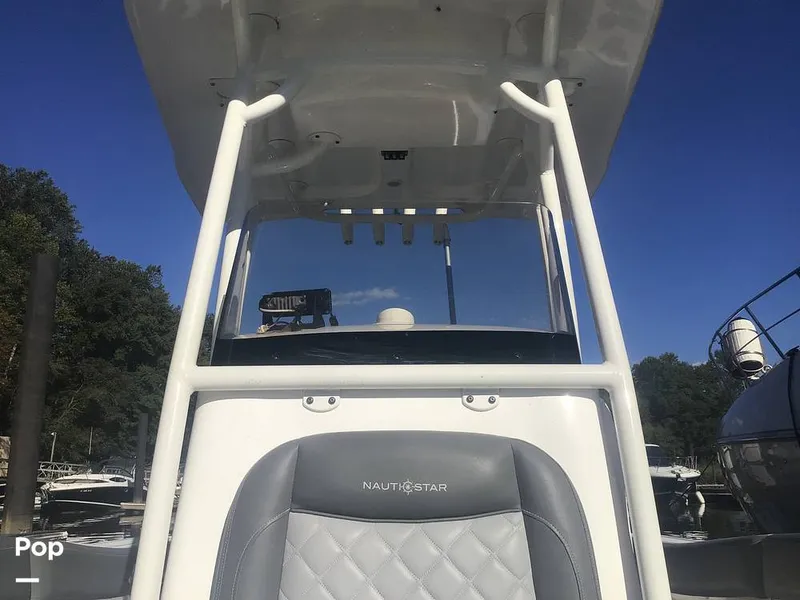 Slide: The Image of NauticStar 22L 2024 - 16810460