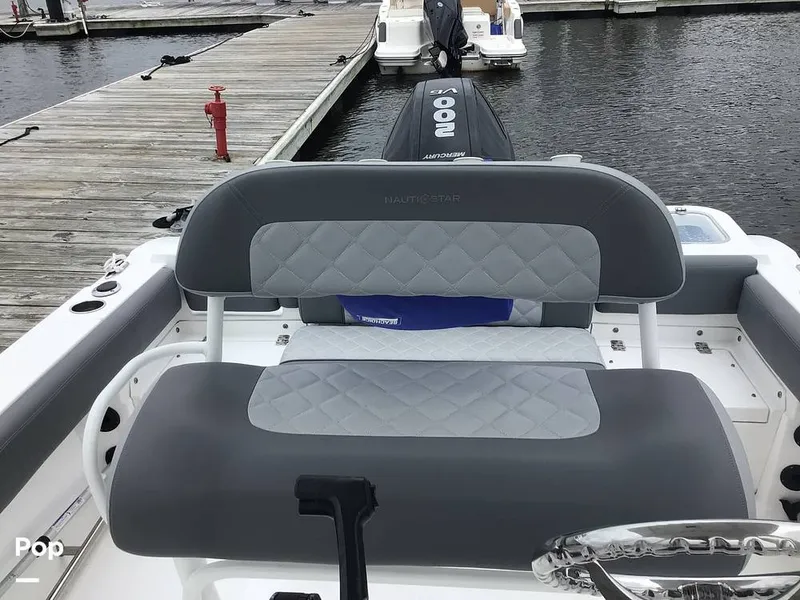 Slide: The Image of NauticStar 22L 2024 - 16783068