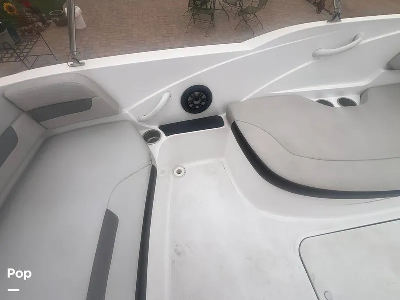Slide: The Image of Hurricane Sundeck Sport 185 2022 - 16391500