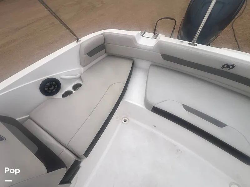 Slide: The Image of Hurricane Sundeck Sport 185 2022 - 16391502