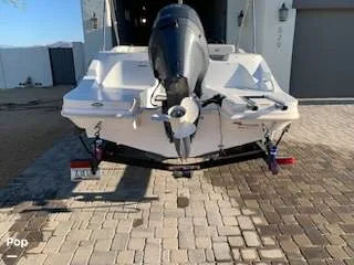 Slide: The Image of Hurricane Sundeck Sport 185 2022 - 16375839