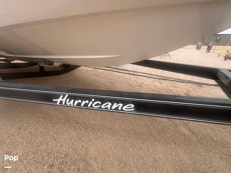 Slide: The Image of Hurricane Sundeck Sport 185 2022 - 16391520