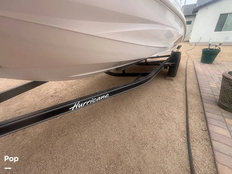 Slide: The Image of Hurricane Sundeck Sport 185 2022 - 16391524