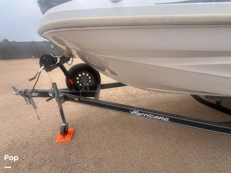 Slide: The Image of Hurricane Sundeck Sport 185 2022 - 16391527