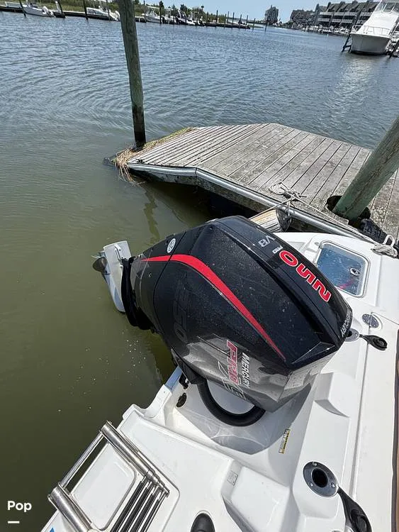 Slide: The Image of NauticStar 242 0SL 2025 - 16470793