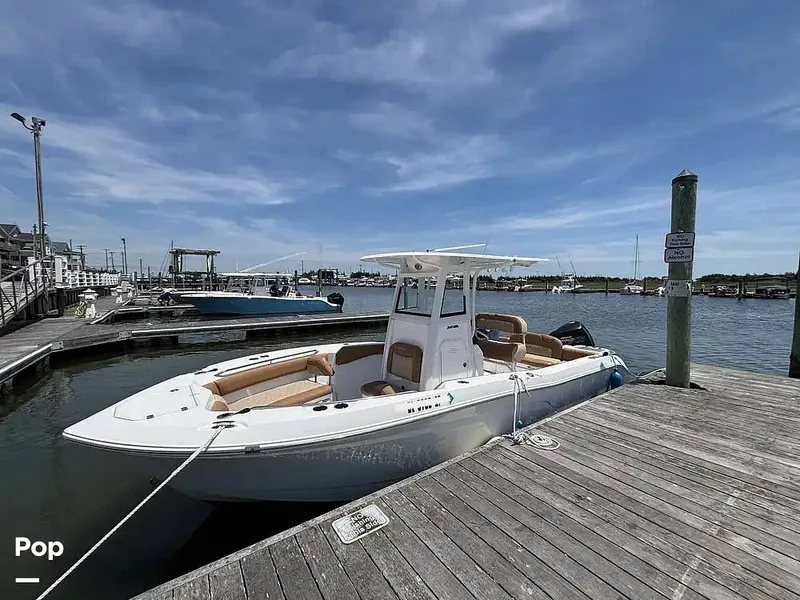 Slide: The Image of NauticStar 242 0SL 2025 - 16472056