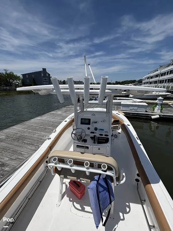 Slide: The Image of NauticStar 242 0SL 2025 - 16470790
