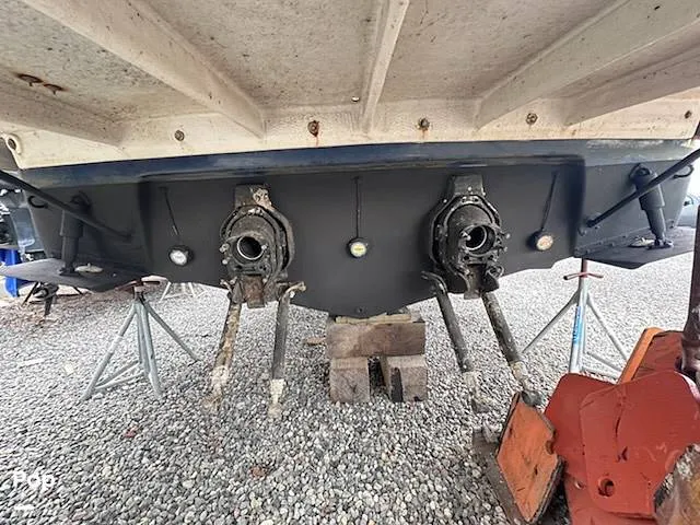 Slide: The Image of Rinker 320 Fiesta Vee 2005 - 16406930