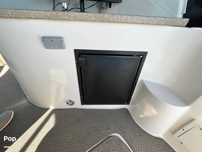 Slide: The Image of Fridge - Cockpit - 16457187