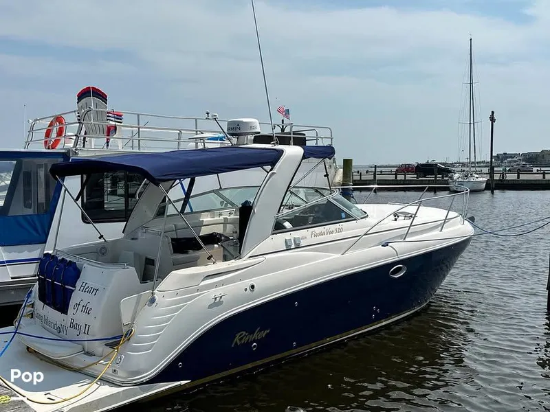 Slide: The Image of Rinker 320 Fiesta Vee 2005 - 16385240