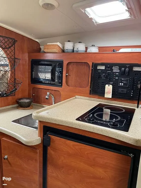 Slide: The Image of Rinker 320 Fiesta Vee 2005 - 16385242