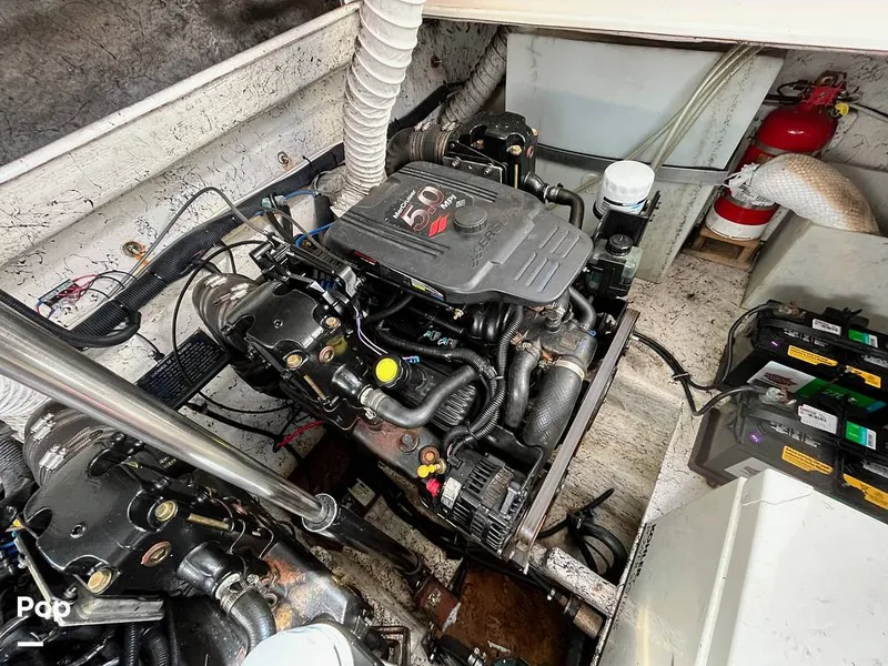 Slide: The Image of Rinker 320 Fiesta Vee 2005 - 16457158