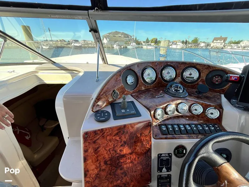 Slide: The Image of Peace of mind: Ask for a complimentary BoatHistoryReport report ($39.99 value) - I1