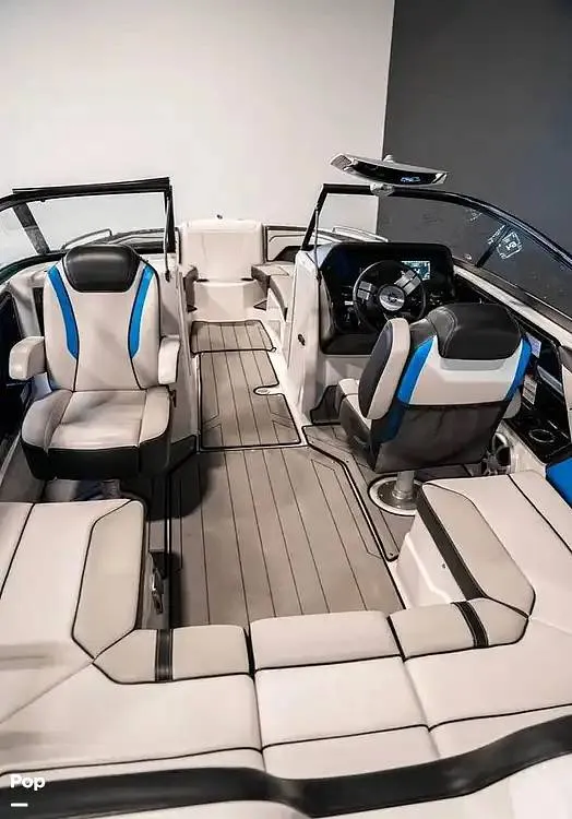 Slide: The Image of Yamaha 212X 2019 - 16375772