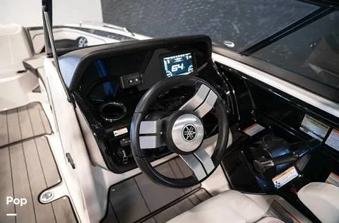 Slide: The Image of Yamaha 212X 2019 - 16375776