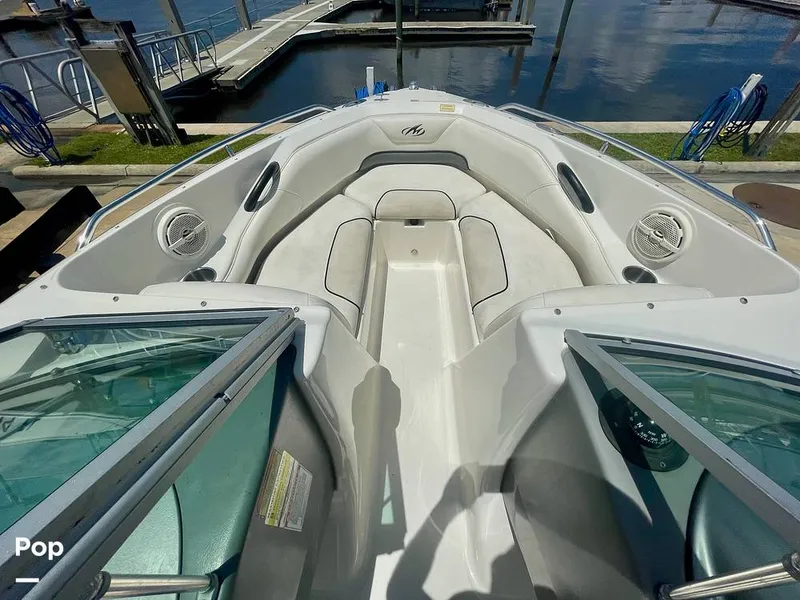 Slide: The Image of Peace of mind: Ask for a complimentary BoatHistoryReport report ($39.99 value) - I1