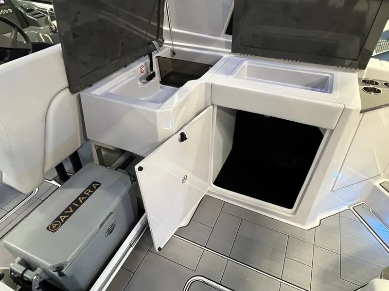 Slide: The Image of Aviara AV32 2024 - 14