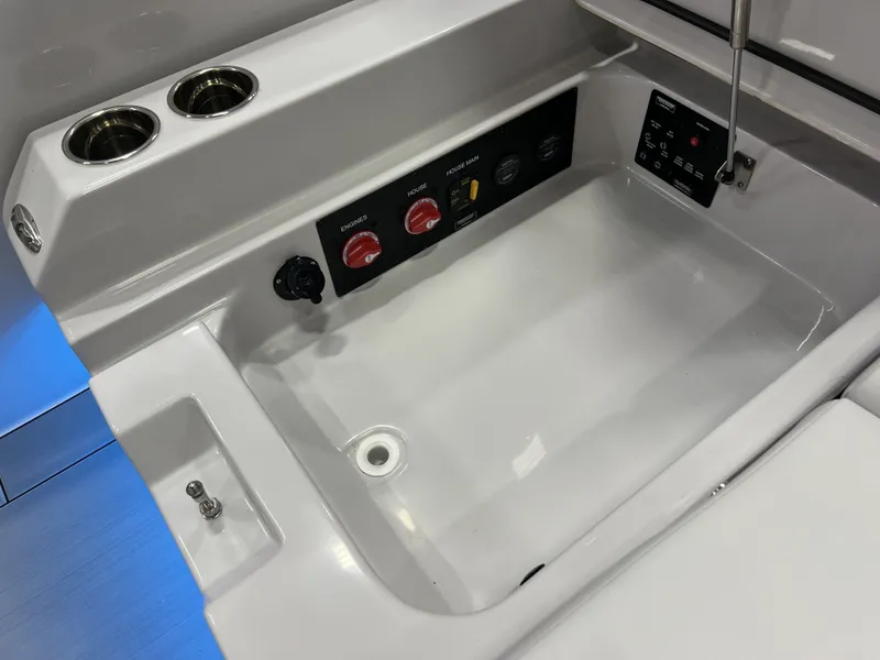 Slide: The Image of Aviara AV32 2024 - 28