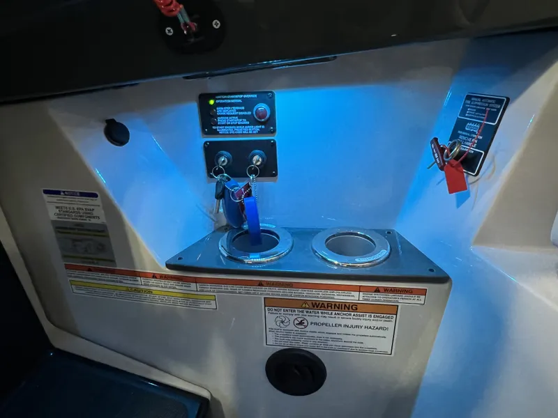 Slide: The Image of Aviara AV32 2024 - 32