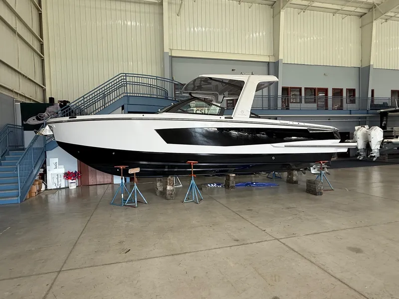 Slide: The Image of Aviara AV32 2024 - 36