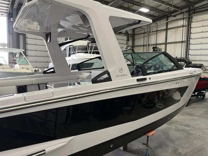 Slide: The Image of Aviara AV32 2024 - 5