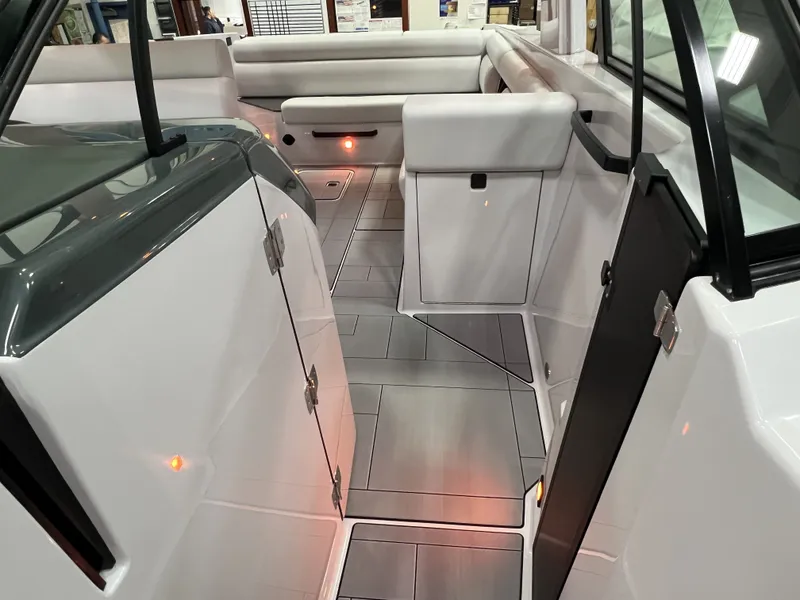 Slide: The Image of Aviara AV32 2024 - 9