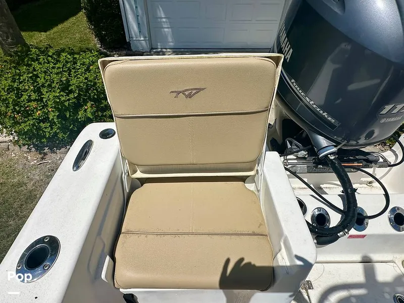 Slide: The Image of Transom Fold Away Seat - 16391577
