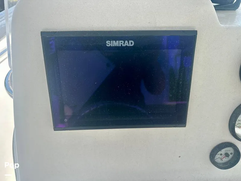 Slide: The Image of GPS/ Fishfinder/ Plotter - 16391594
