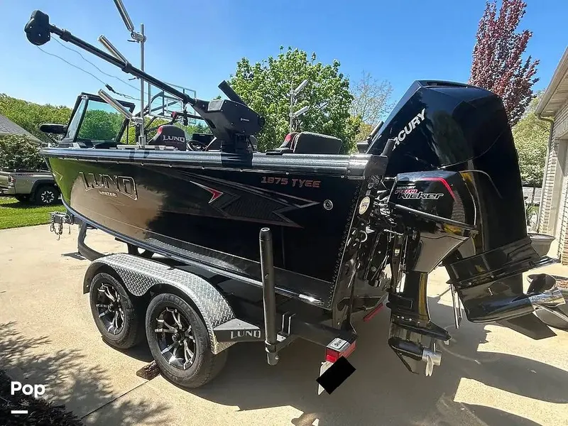 Slide: The Image of Lund Tyee 1875 Limited 2020 - 16438610