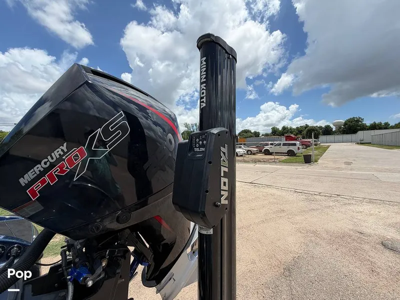 Slide: The Image of 250 HP Mercury Pro XS - 16492822