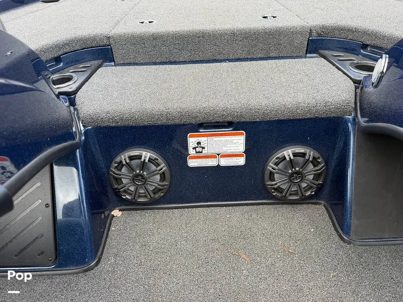 Slide: The Image of Exterior Speakers - 16492920