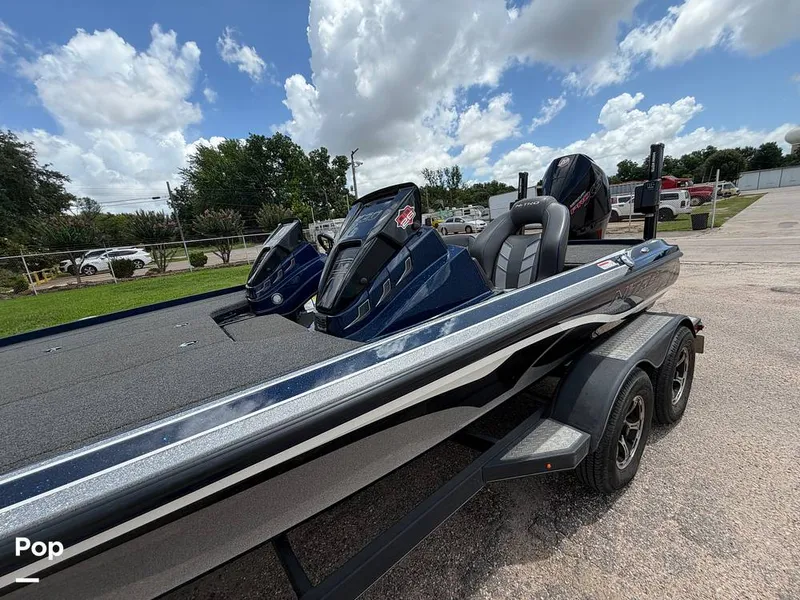 Slide: The Image of Nitro Z20 Pro 2021 - 16492811