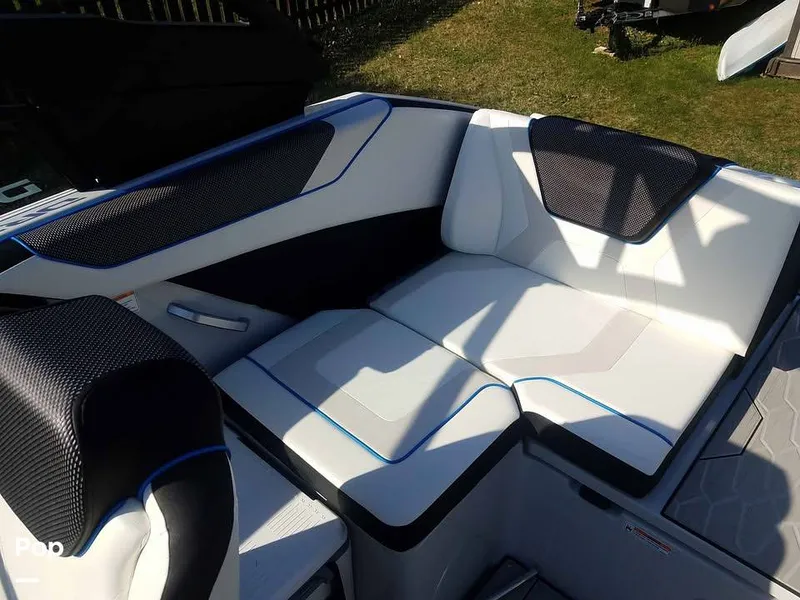 Slide: The Image of Yamaha 222xd 2023 - 16391739