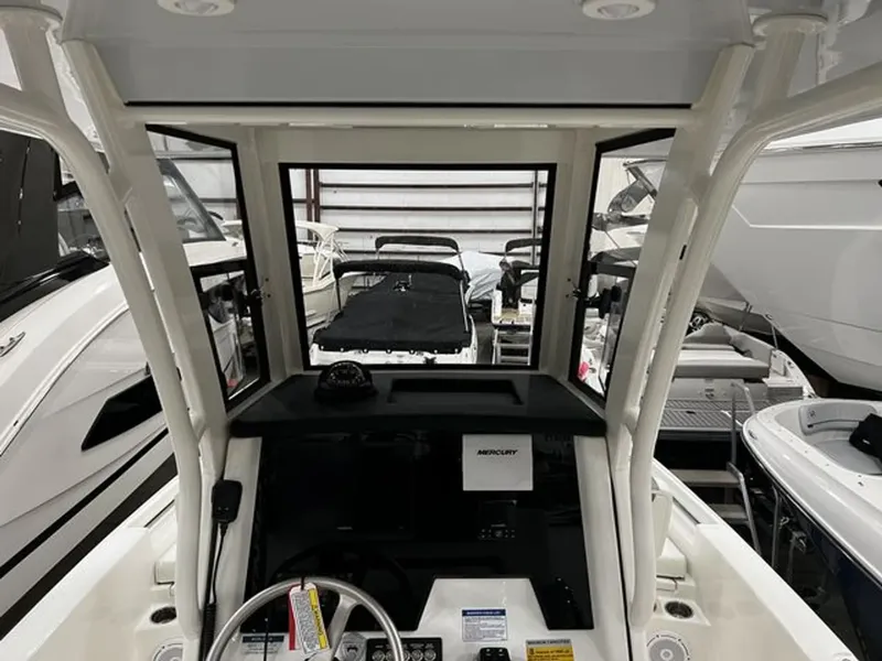 Slide: The Image of World Cat 235CC 2023 - 4