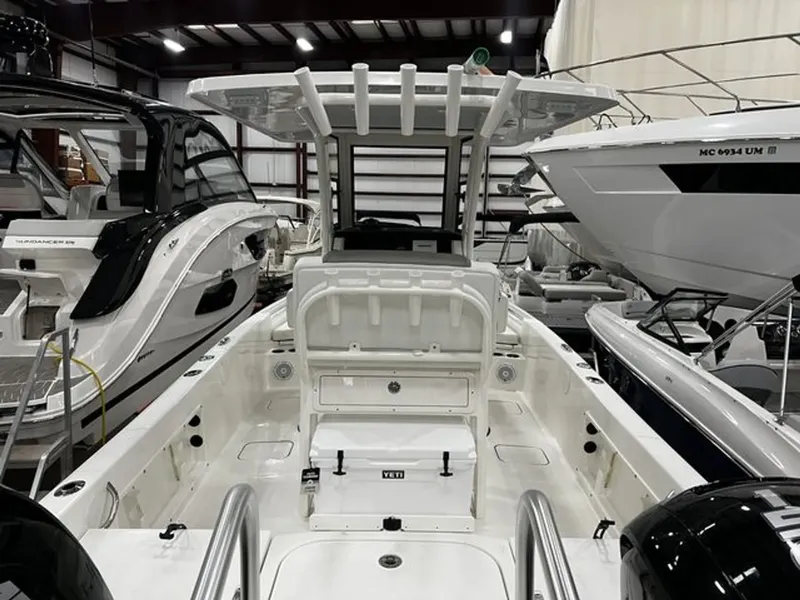 Slide: The Image of World Cat 235CC 2023 - 6