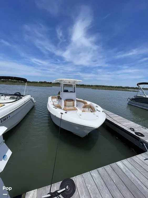 Slide: The Image of NauticStar 2420 SL 2025 - 16470722