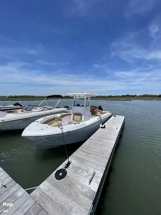 Slide: The Image of NauticStar 2420 SL 2025 - 16472001