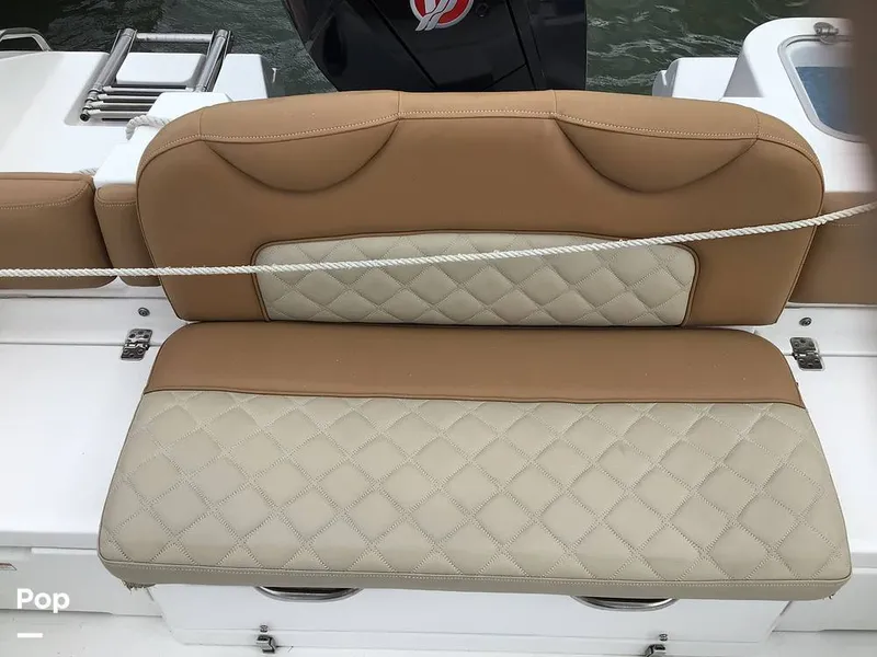 Slide: The Image of NauticStar 242 OSL 2025 - 16783201