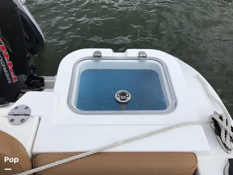 Slide: The Image of NauticStar 242 OSL 2025 - 16783188