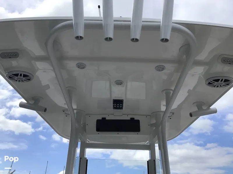 Slide: The Image of NauticStar 242 OSL 2025 - 16783193