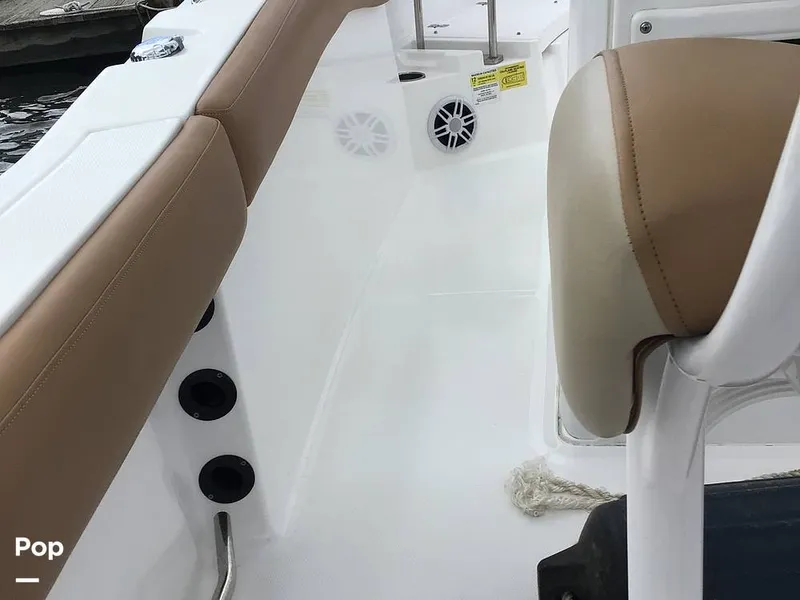 Slide: The Image of NauticStar 242 OSL 2025 - 16783199
