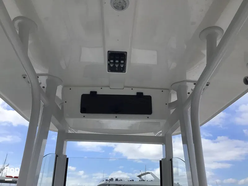 Slide: The Image of NauticStar 242 OSL 2025 - 16783192