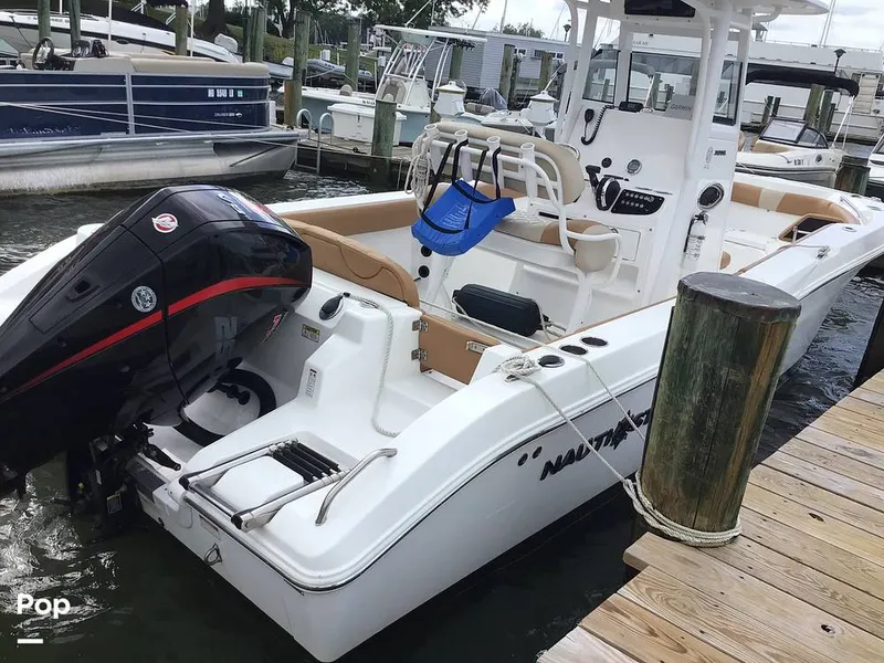 Slide: The Image of NauticStar 242 OSL 2025 - 16783182