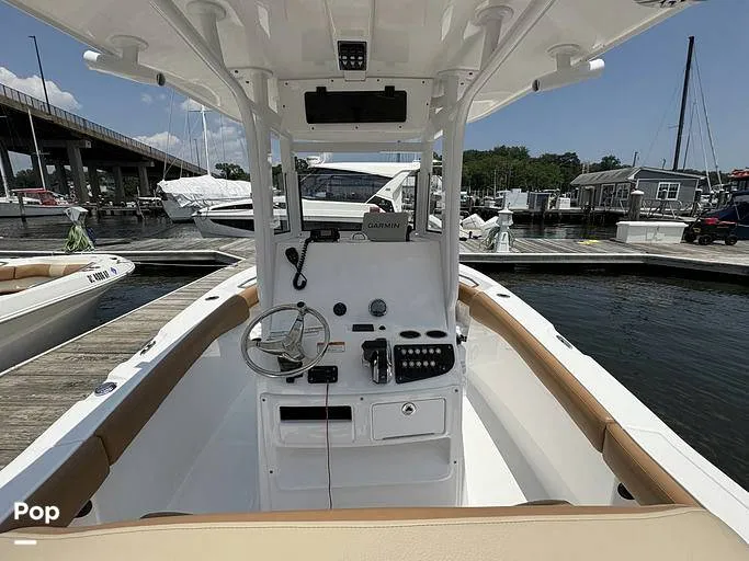 Slide: The Image of NauticStar 242 OSL 2025 - 16381369
