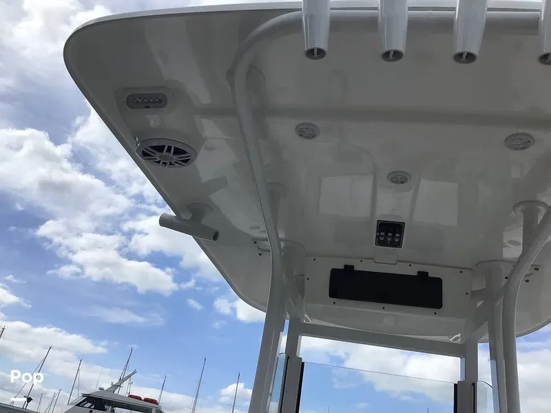 Slide: The Image of NauticStar 242 OSL 2025 - 16783194