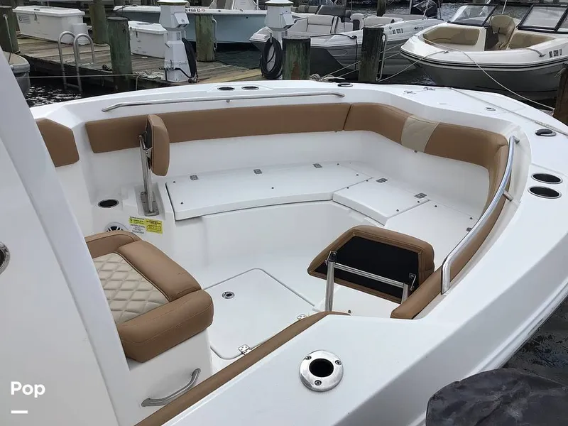 Slide: The Image of NauticStar 242 OSL 2025 - 16783184