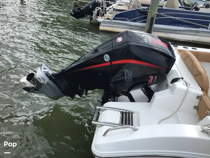 Slide: The Image of NauticStar 242 OSL 2025 - 16783179